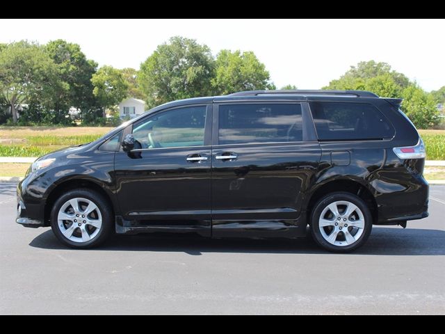 2014 Toyota Sienna SE