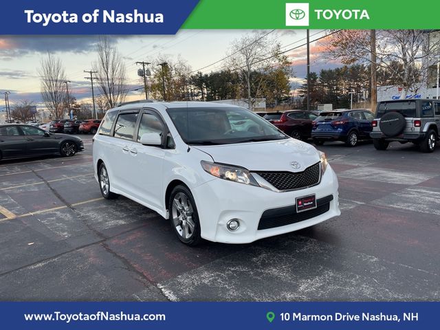 2014 Toyota Sienna SE