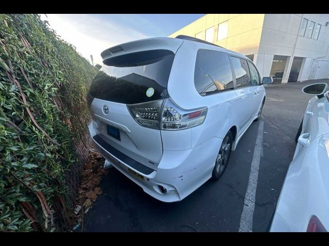 2014 Toyota Sienna SE