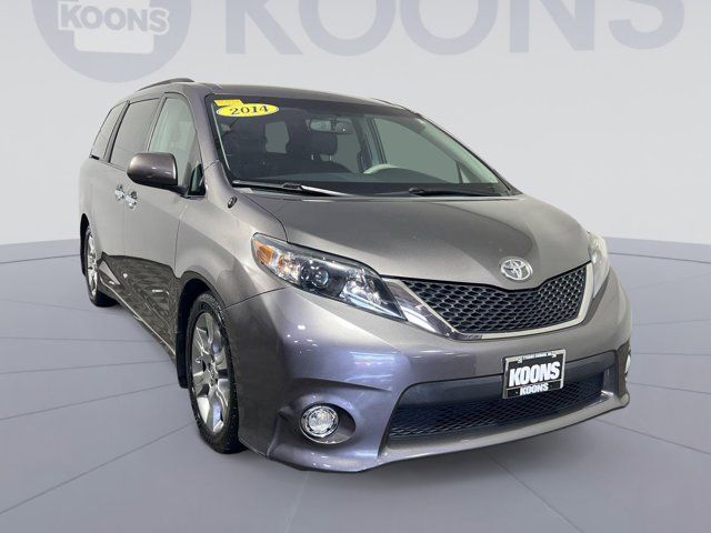 2014 Toyota Sienna SE