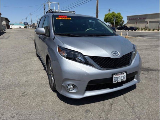 2014 Toyota Sienna SE