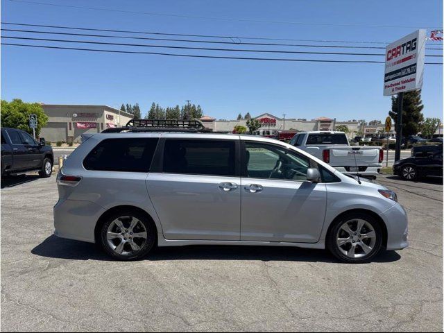 2014 Toyota Sienna SE