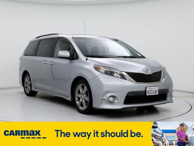 2014 Toyota Sienna SE