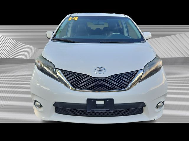 2014 Toyota Sienna SE