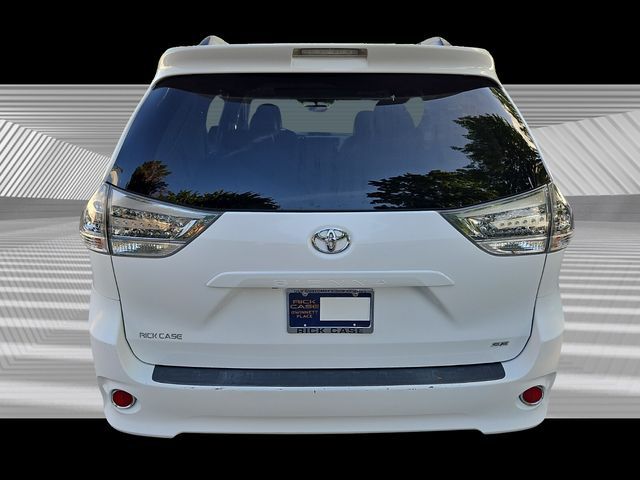 2014 Toyota Sienna SE