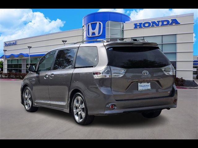 2014 Toyota Sienna SE