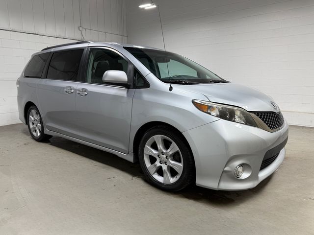 2014 Toyota Sienna SE