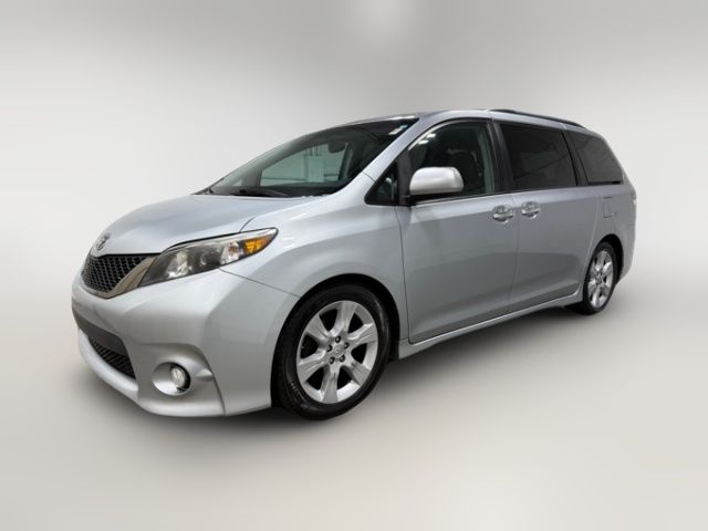 2014 Toyota Sienna SE