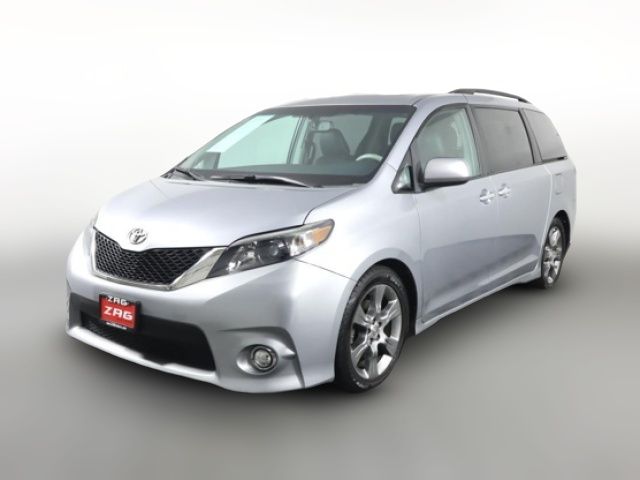 2014 Toyota Sienna SE