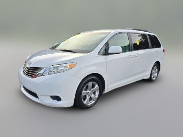 2014 Toyota Sienna SE