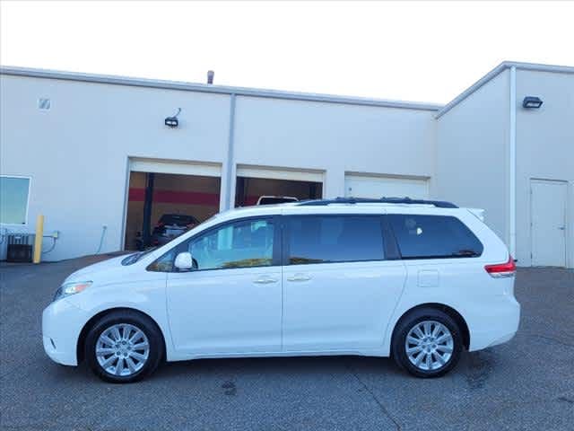 2014 Toyota Sienna XLE