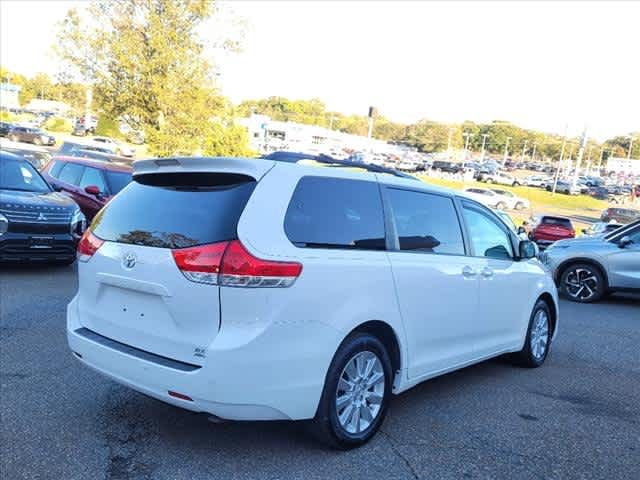 2014 Toyota Sienna XLE