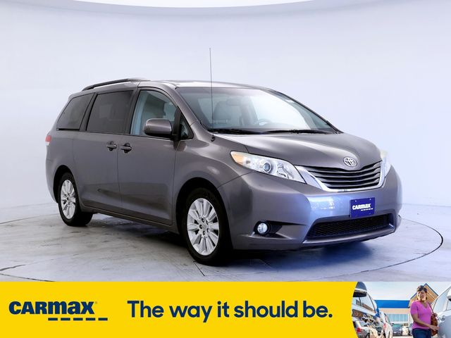 2014 Toyota Sienna XLE