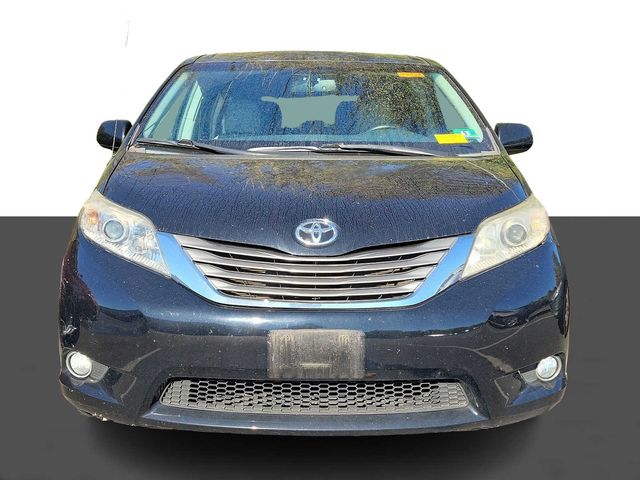 2014 Toyota Sienna XLE