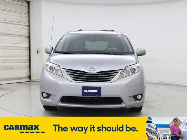2014 Toyota Sienna XLE