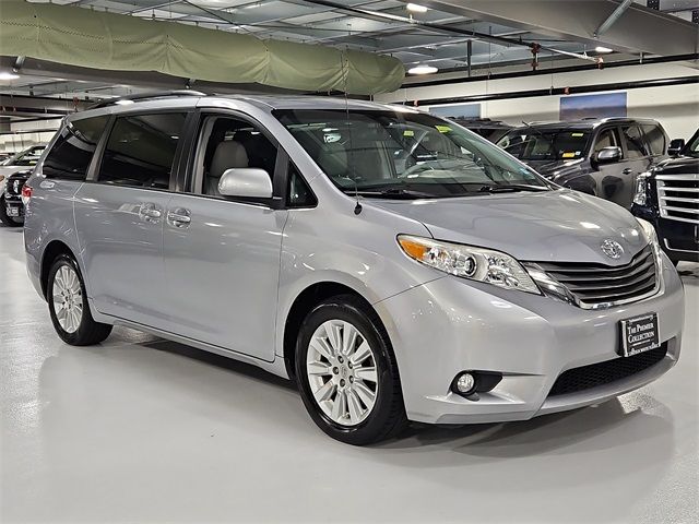 2014 Toyota Sienna XLE