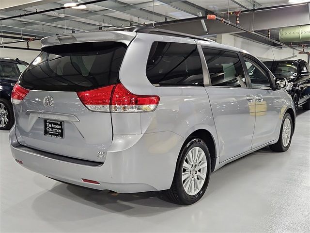 2014 Toyota Sienna XLE