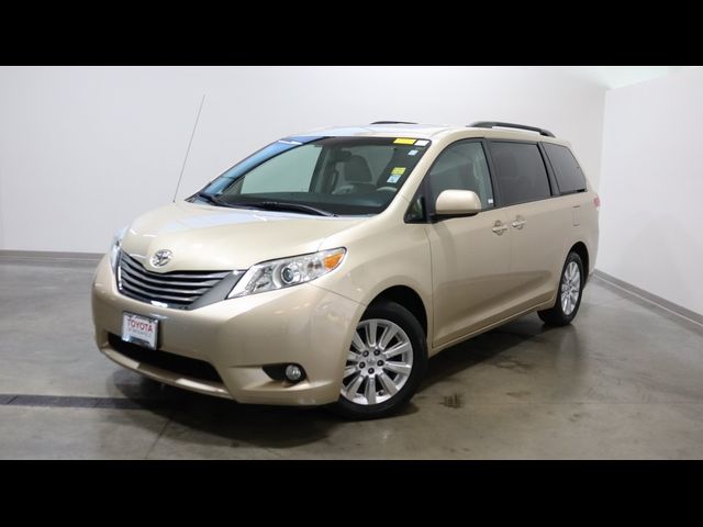 2014 Toyota Sienna XLE