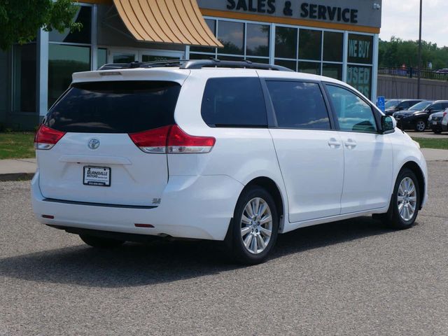 2014 Toyota Sienna XLE