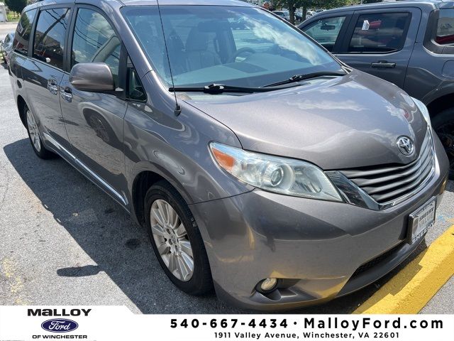 2014 Toyota Sienna XLE
