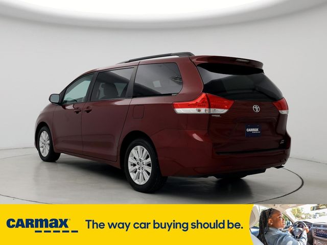 2014 Toyota Sienna XLE