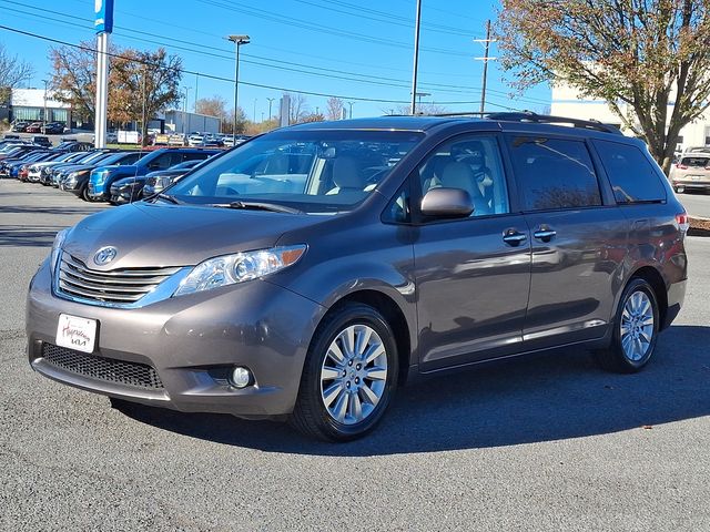 2014 Toyota Sienna XLE