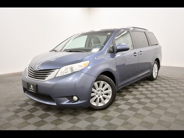 2014 Toyota Sienna XLE