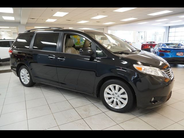 2014 Toyota Sienna XLE
