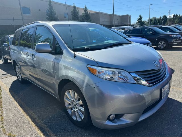 2014 Toyota Sienna 