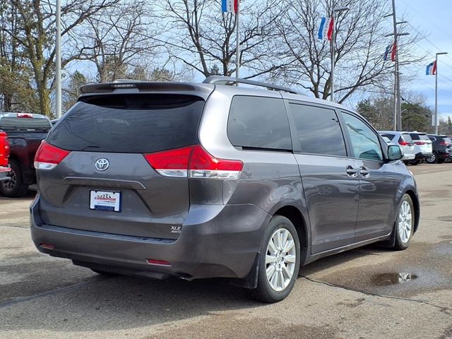 2014 Toyota Sienna XLE