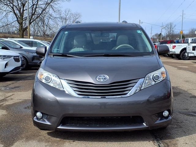 2014 Toyota Sienna XLE