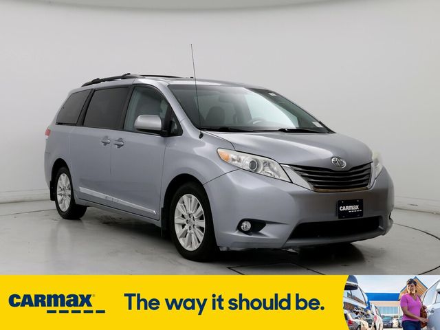 2014 Toyota Sienna XLE