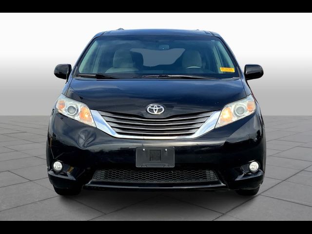 2014 Toyota Sienna XLE