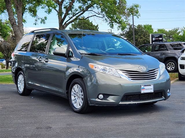 2014 Toyota Sienna XLE