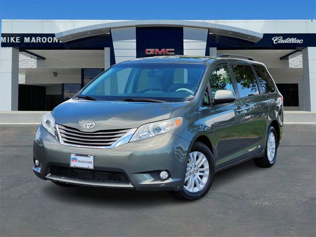 2014 Toyota Sienna XLE