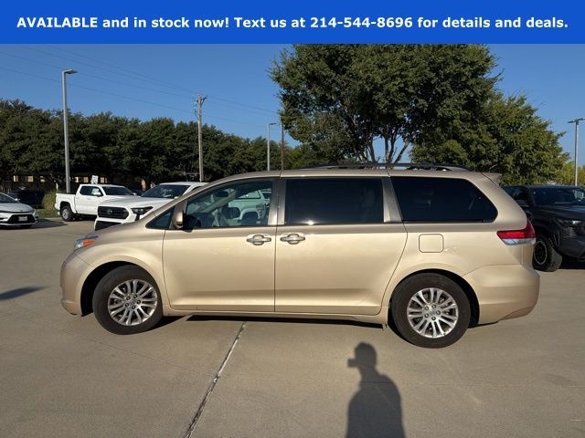 2014 Toyota Sienna XLE