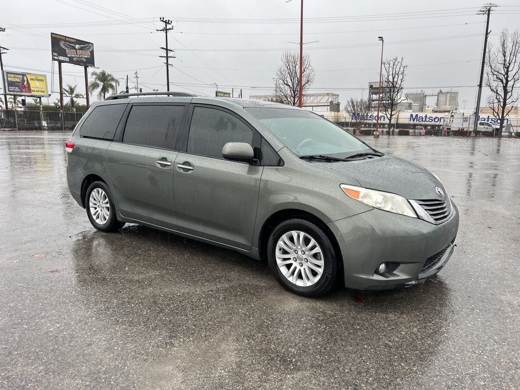 2014 toyota sienna sales xle for sale