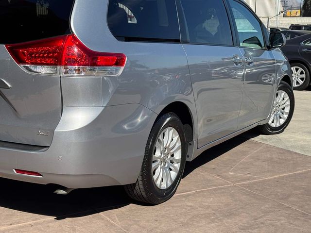 2014 Toyota Sienna XLE