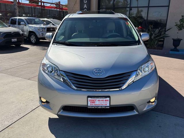 2014 Toyota Sienna XLE