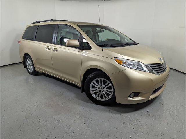 2014 Toyota Sienna 