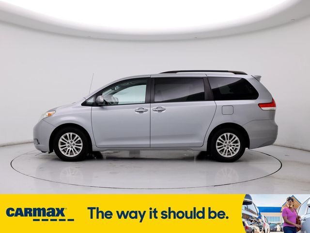 2014 Toyota Sienna XLE