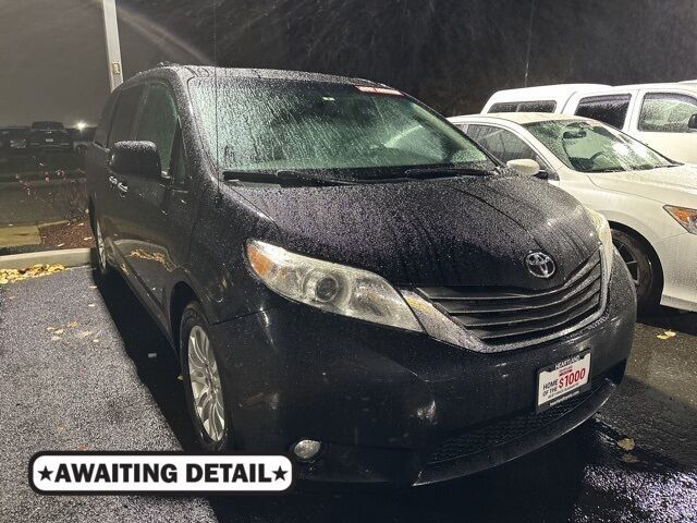 2014 Toyota Sienna XLE