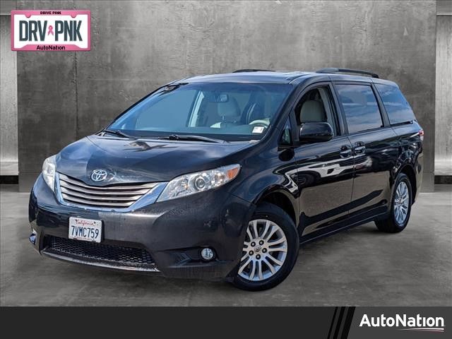 2014 Toyota Sienna XLE