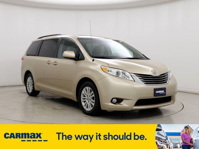 2014 Toyota Sienna XLE