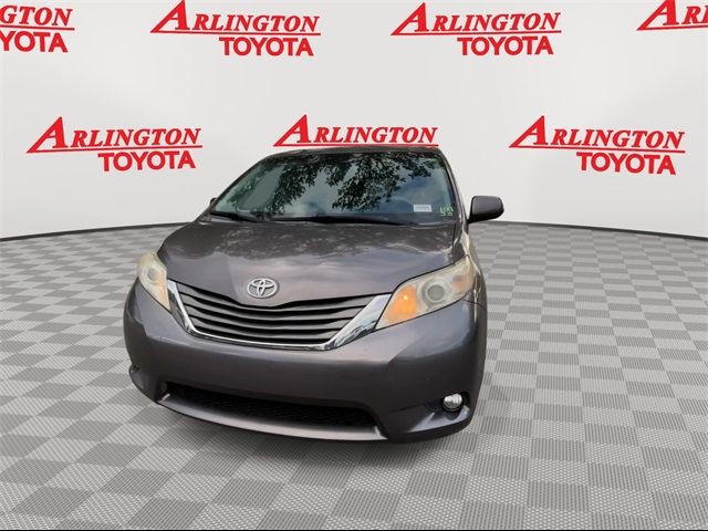 2014 Toyota Sienna XLE