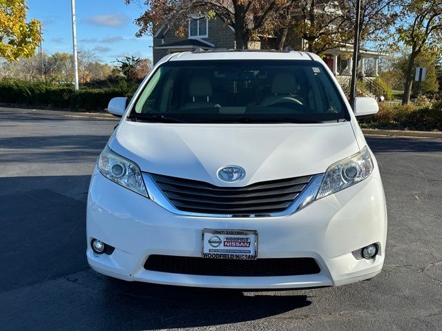 2014 Toyota Sienna 