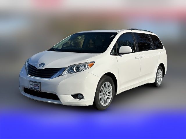 2014 Toyota Sienna XLE