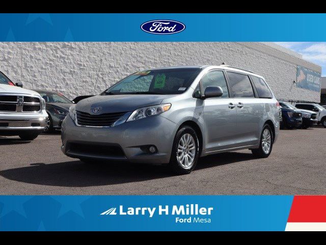 2014 Toyota Sienna XLE