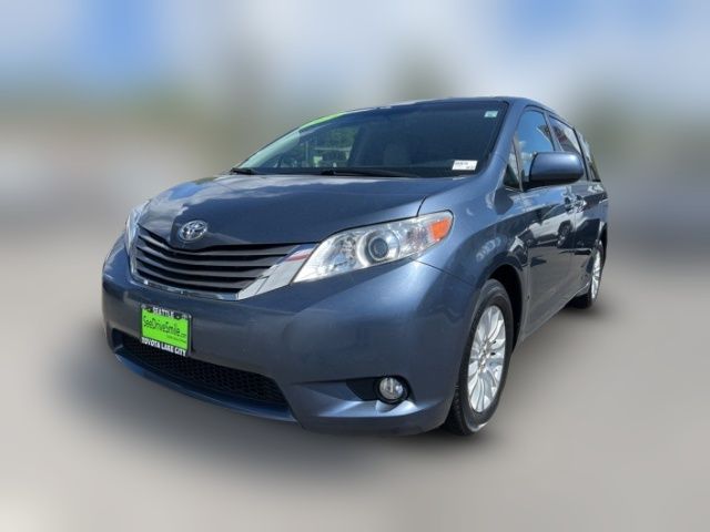 2014 Toyota Sienna XLE