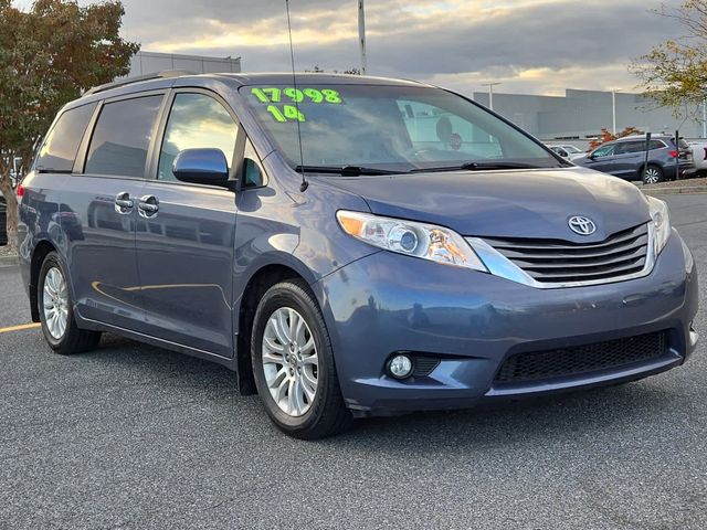 2014 Toyota Sienna XLE